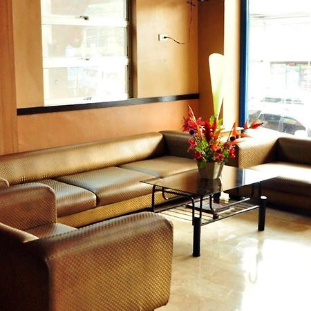 Gv Hotel - Talisay City Екстериор снимка