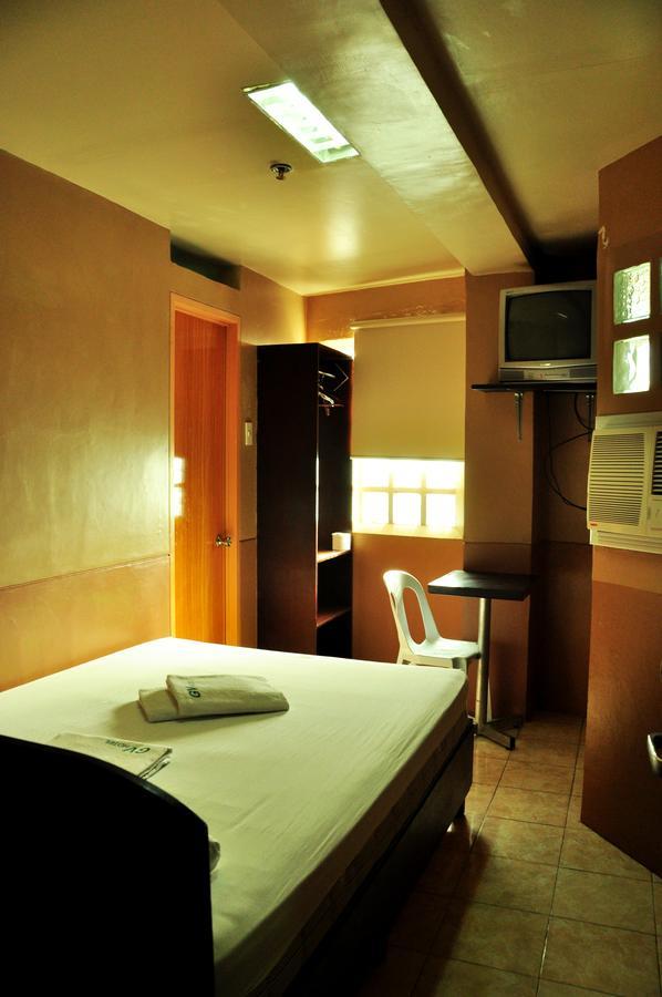 Gv Hotel - Talisay City Екстериор снимка