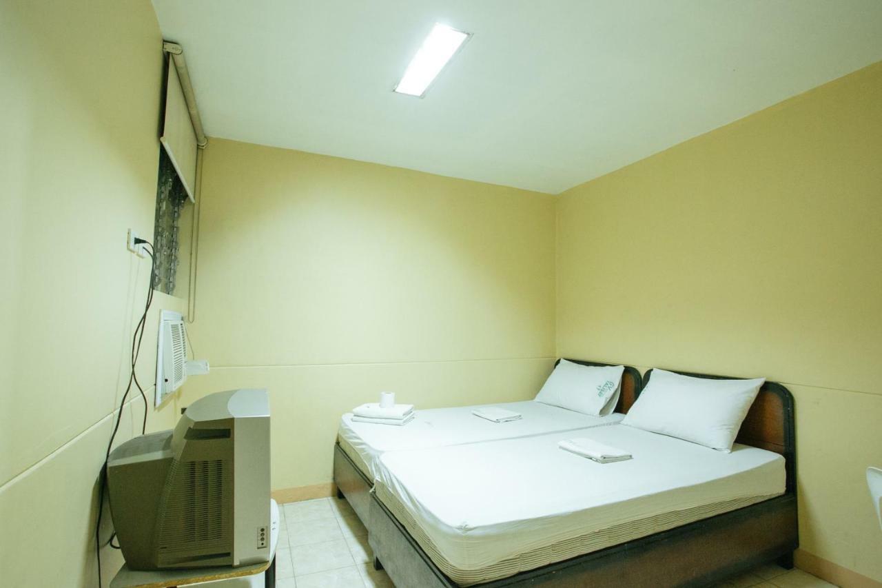 Gv Hotel - Talisay City Екстериор снимка