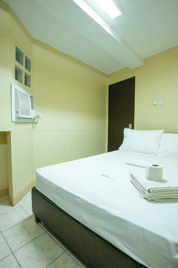 Gv Hotel - Talisay City Екстериор снимка