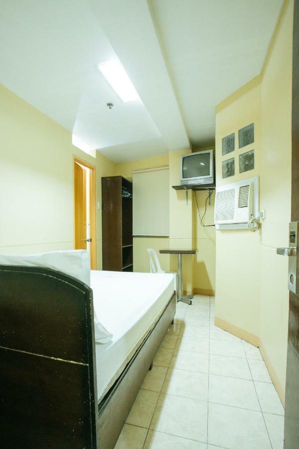 Gv Hotel - Talisay City Екстериор снимка
