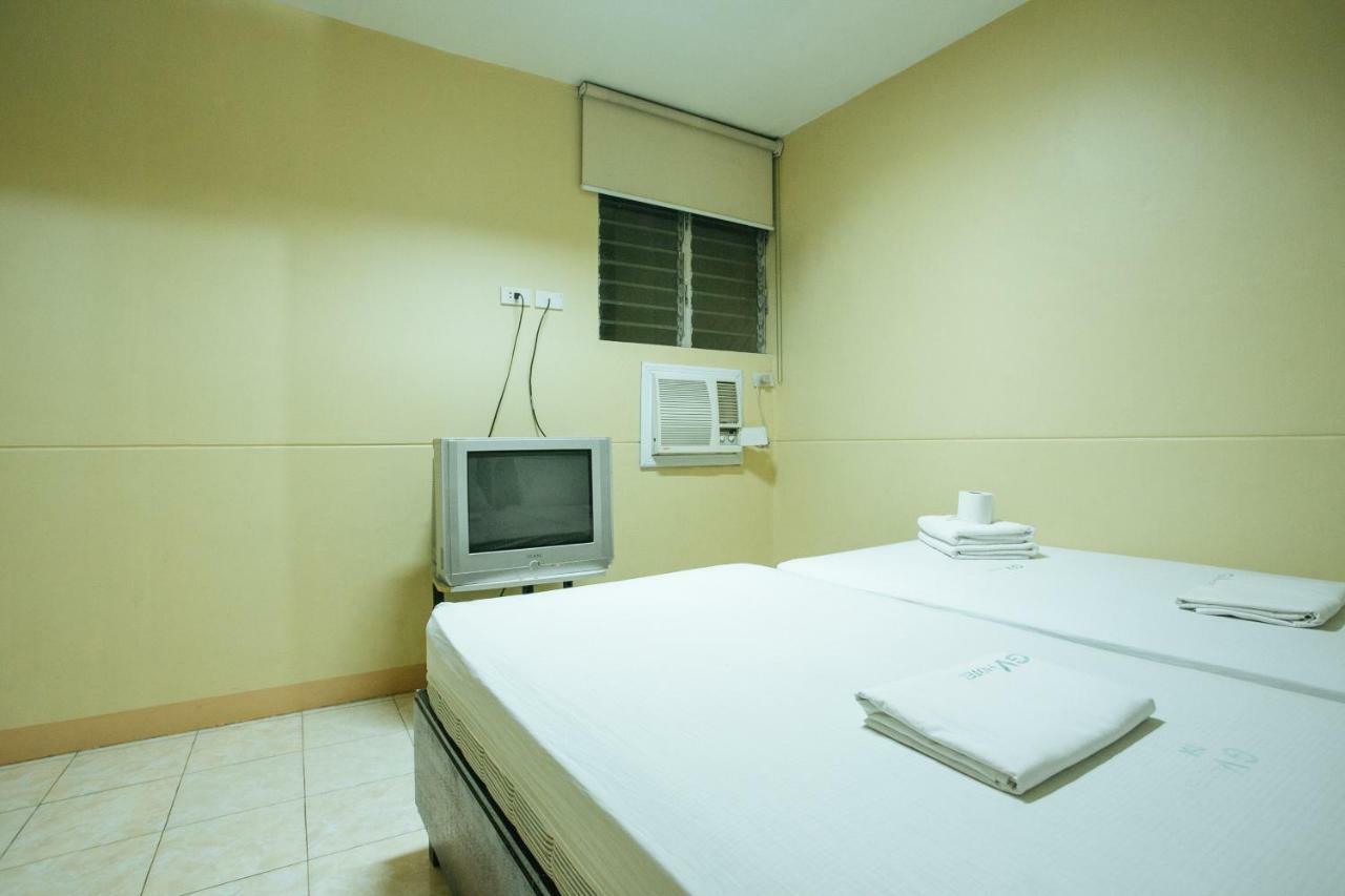 Gv Hotel - Talisay City Екстериор снимка